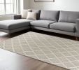 7' X 9' Gray And Ivory Wool Diamond Hand Woven Area Rug