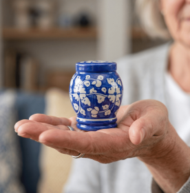 Floral pottery urns for ashes (Color: Blue with White Florals Pottery Urns, size: MINI)