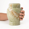 Grün - light green onyx urn